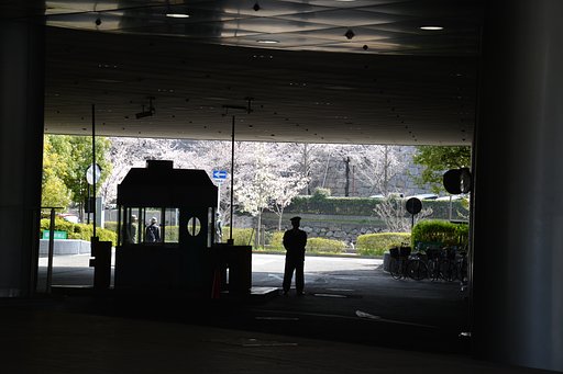 勤務中