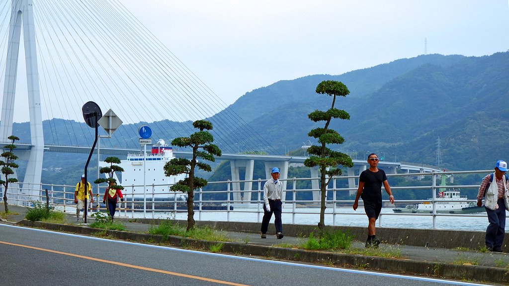 潮【風を感じて】歩く歩く歩く・・