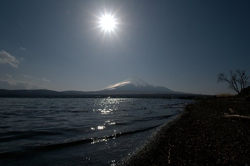 早春の富士山