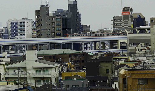 高架線になつた京急