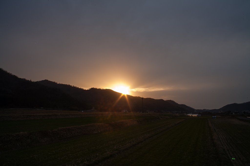一寸だけ夕方の太陽が・・。