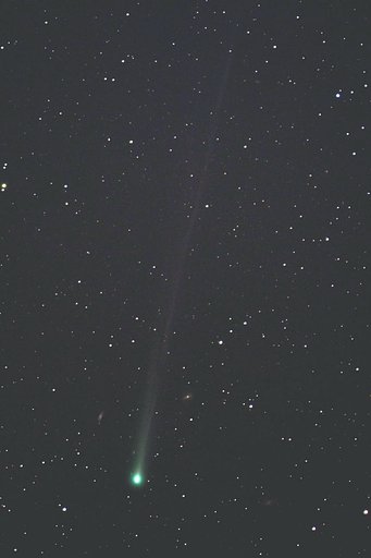 ほうき星の【光】