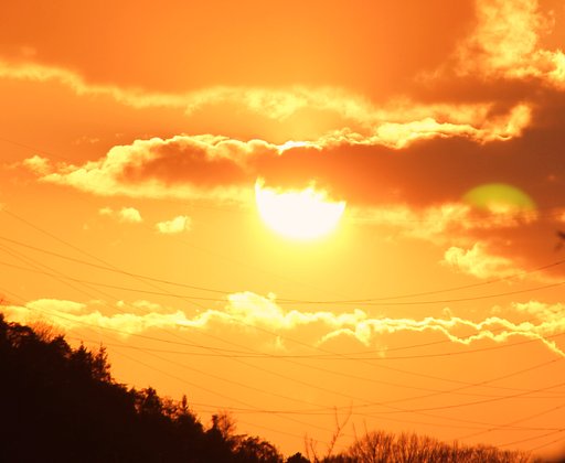 鮮やかな夕日