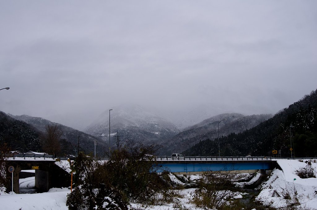 雨から雪に・・。