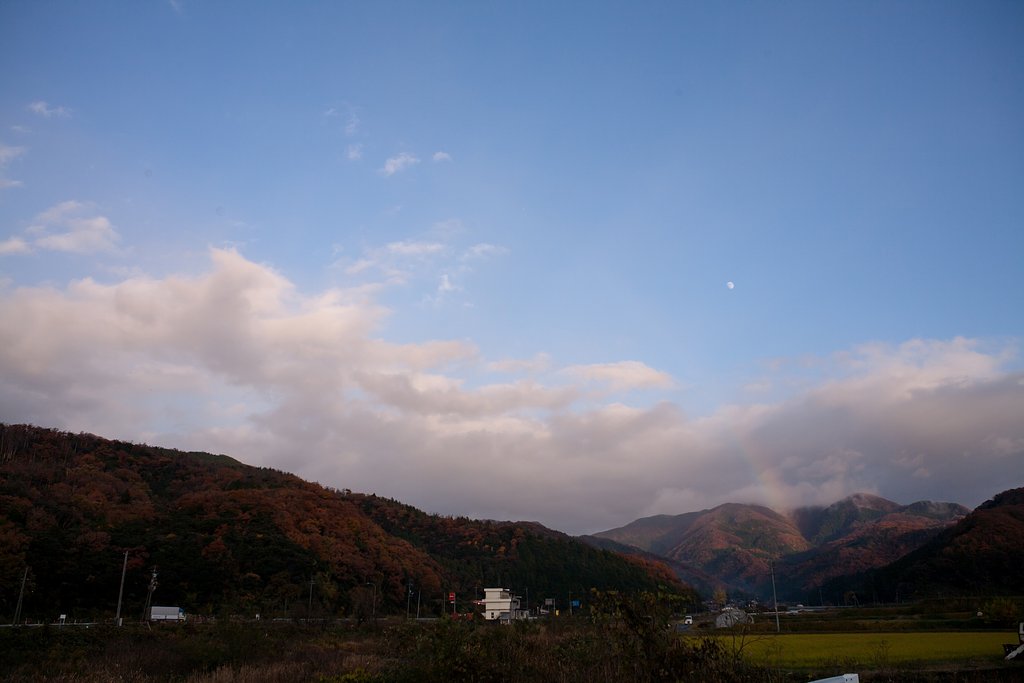 夕方虹がでました・・。