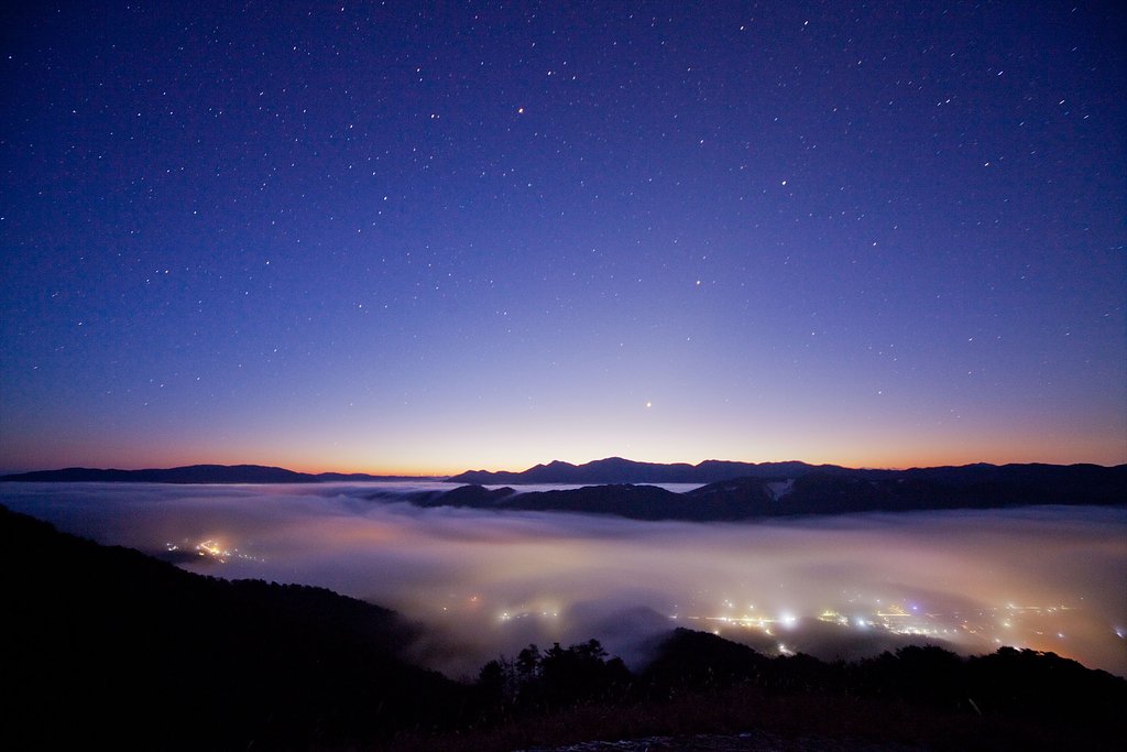 夜明け前