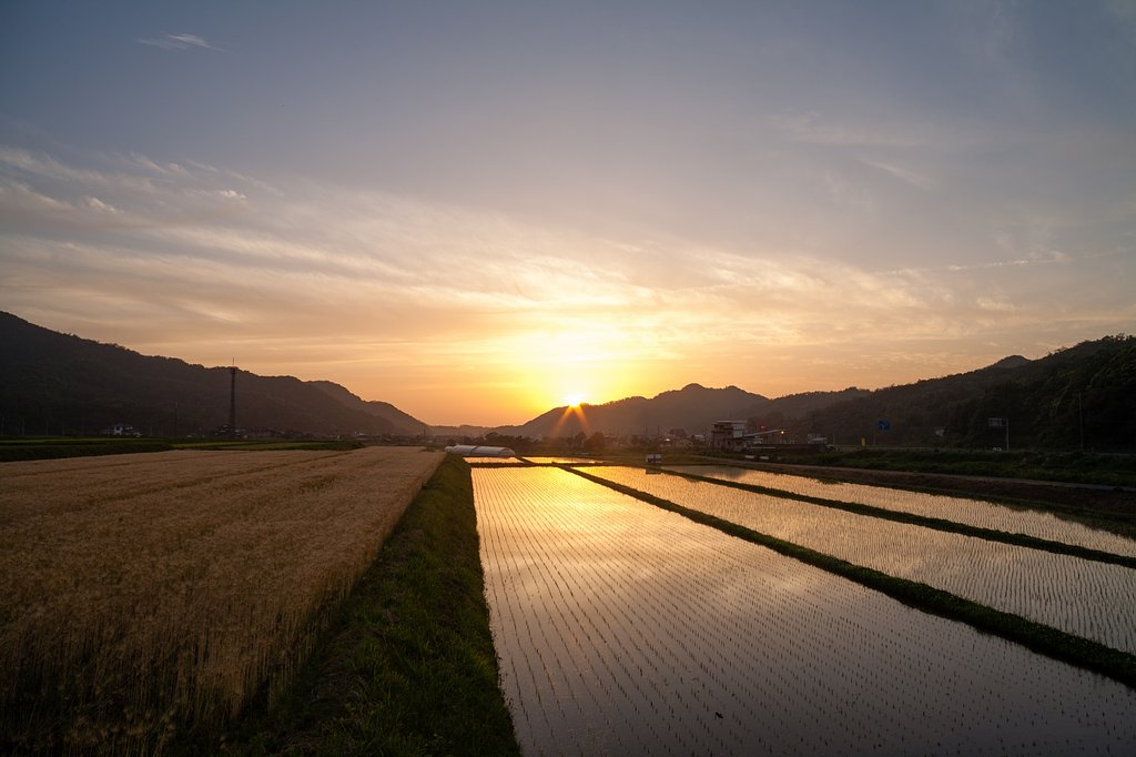 梅雨の夕焼け・・。