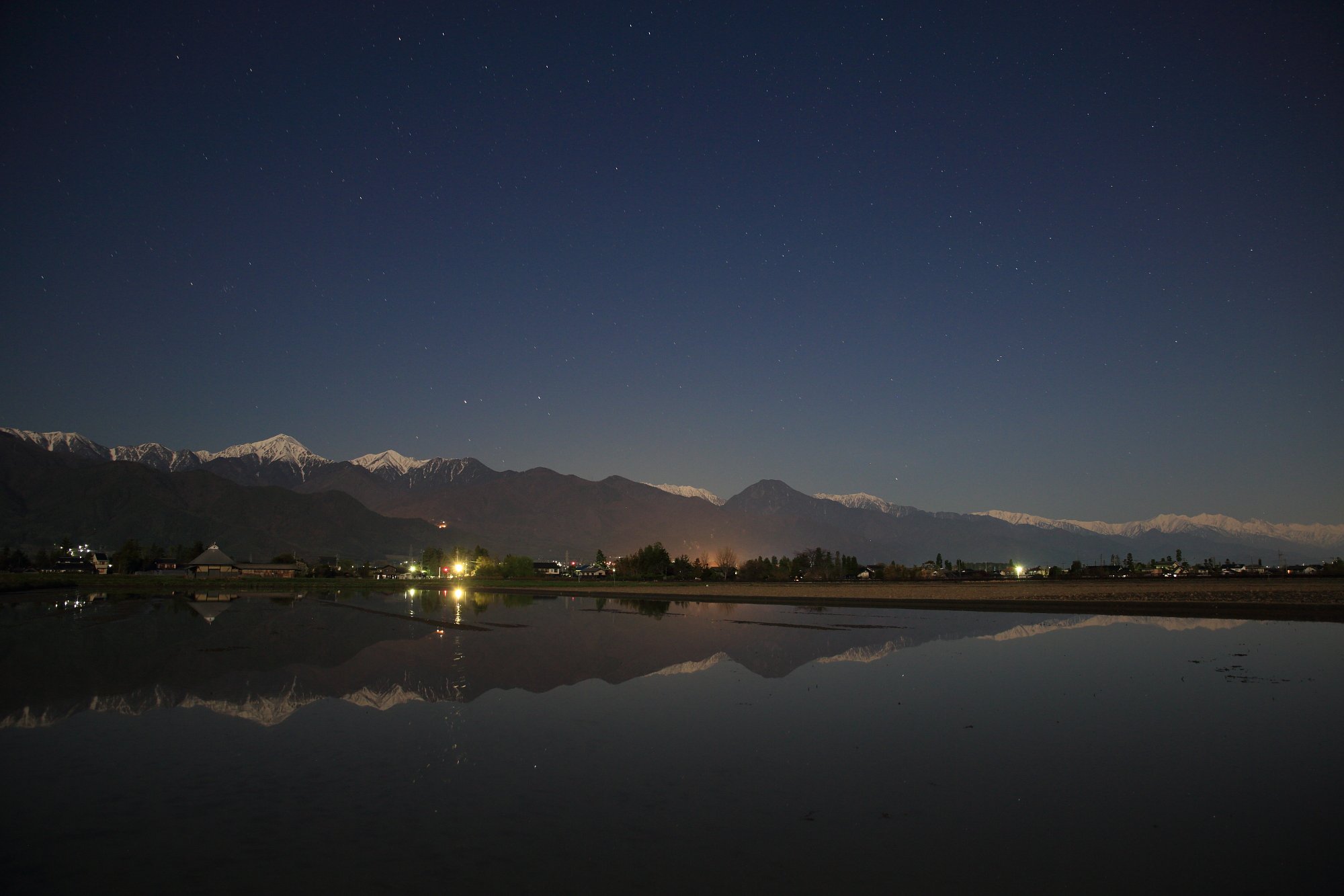 水鏡の月夜