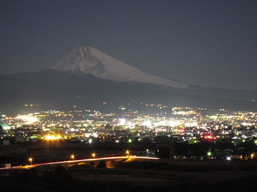 月に映える
