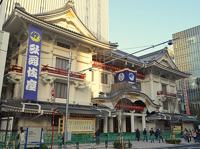 歌舞伎座開場２４日前