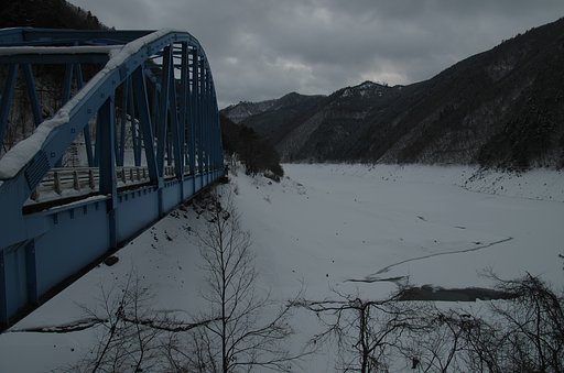 まだ冬景色