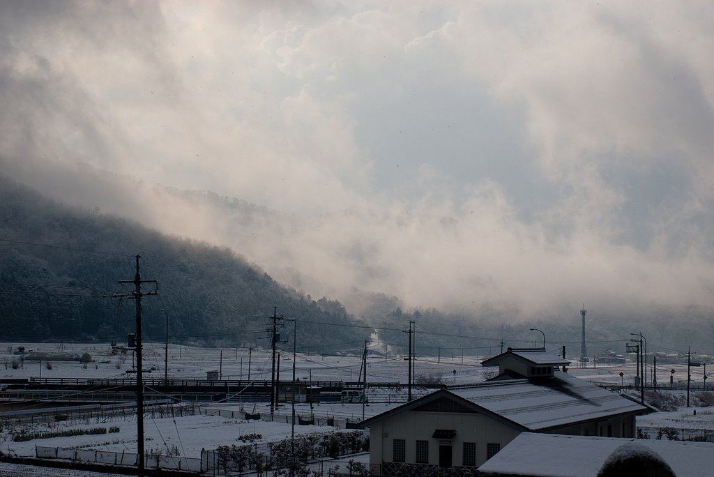 雪が降り続いています。