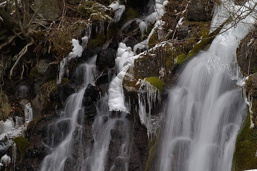 氷と滝
