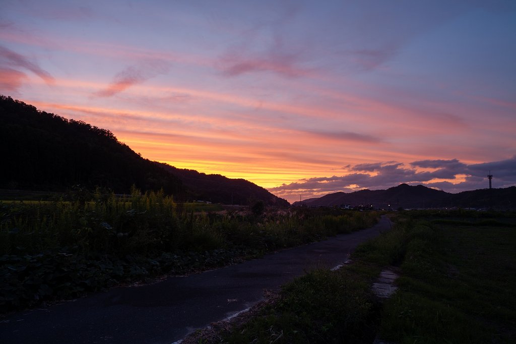 日没後は美しい夕焼けに。
