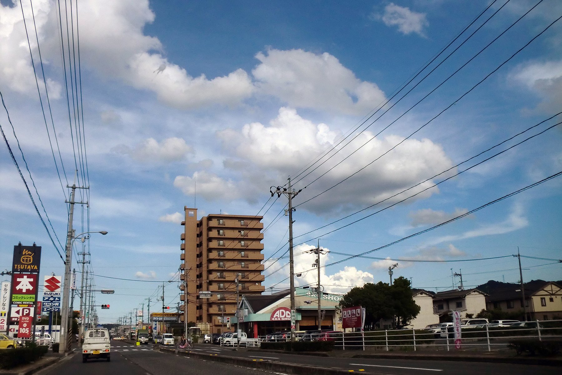 夏雲
