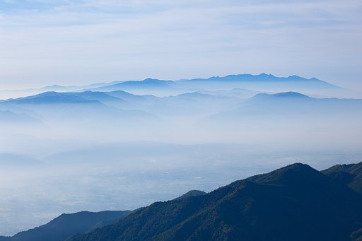 美しき信州の山並み