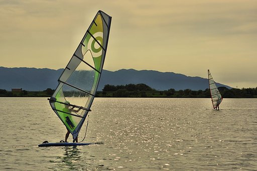 ウインドサーフィンだぜ！。
