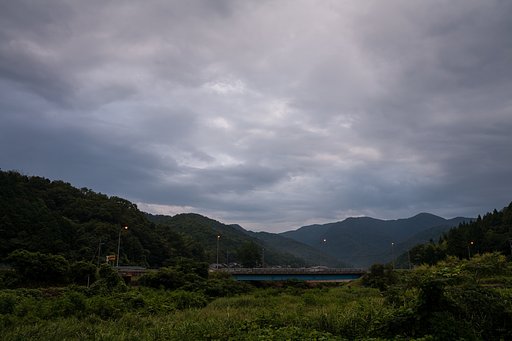 雨のやみ間の朝・・。