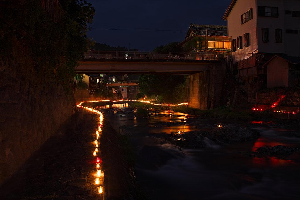 足助川万灯まつり