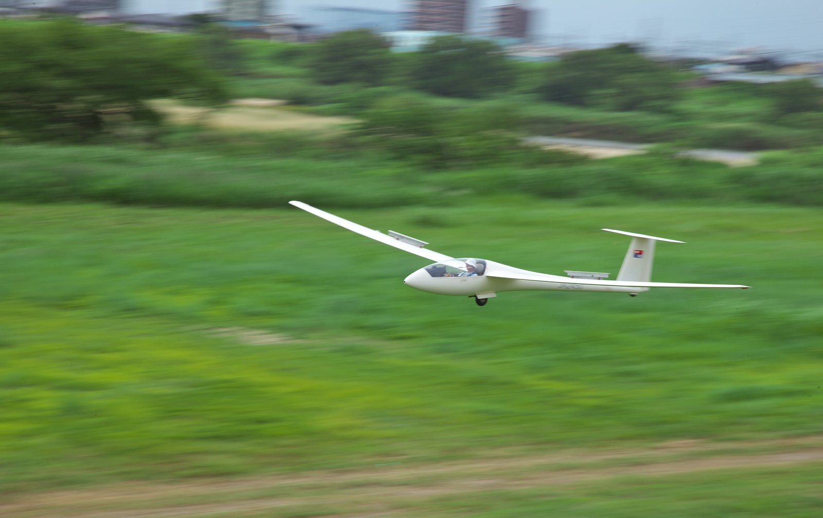 グライダー着陸体勢
