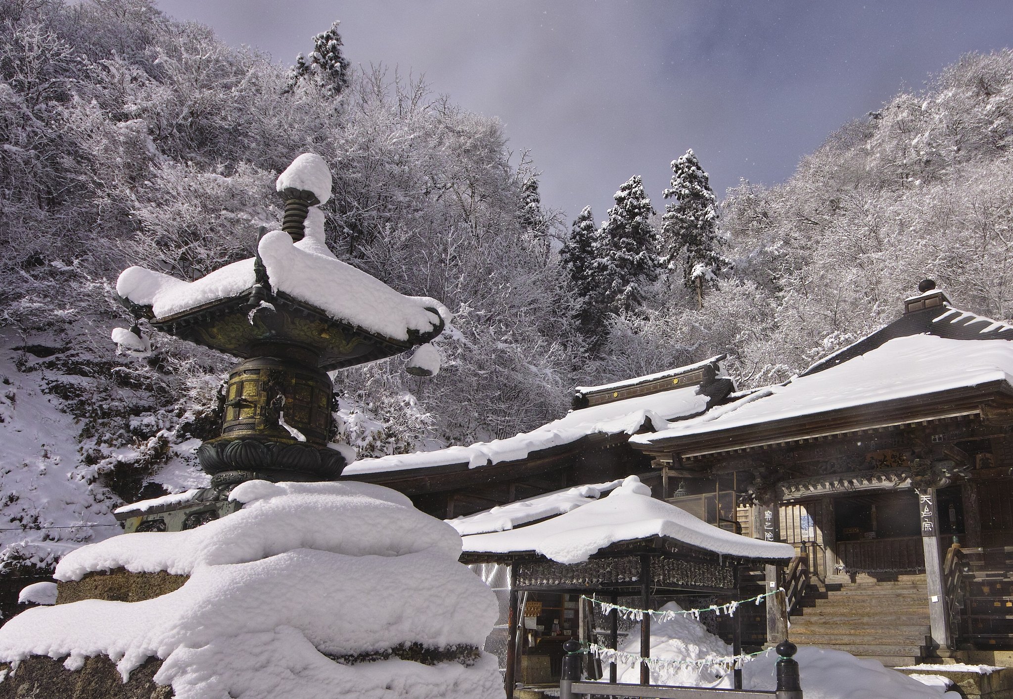山寺　奥の院