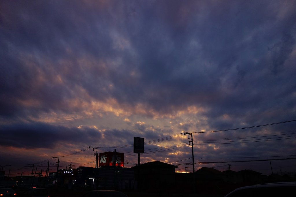 自転車で帰宅を急ぐ時に見た夕焼け