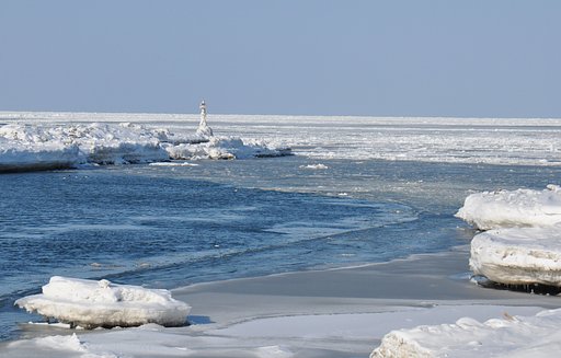 河口と流氷