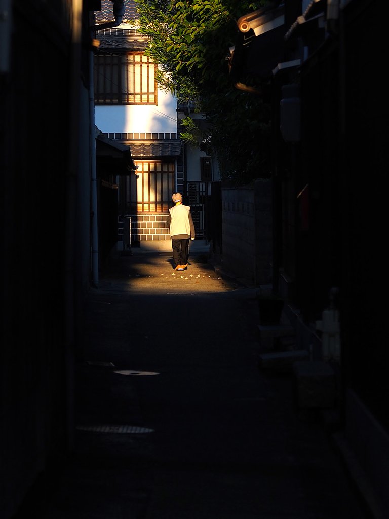 路地の散歩