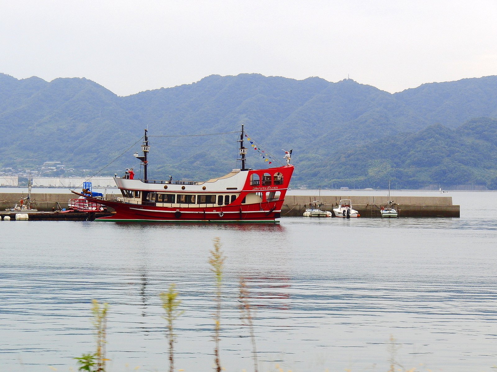 瀬戸の船溜り