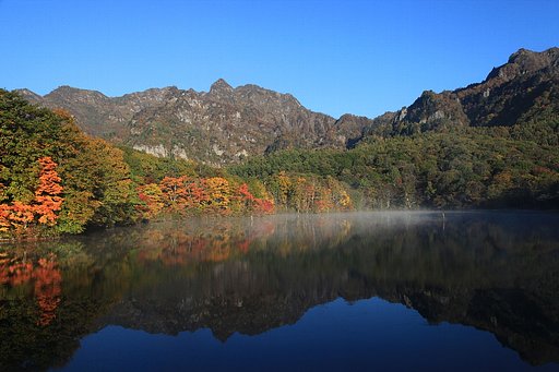鏡池