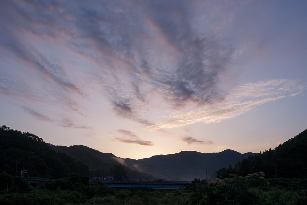 朝日の出少し前・・。