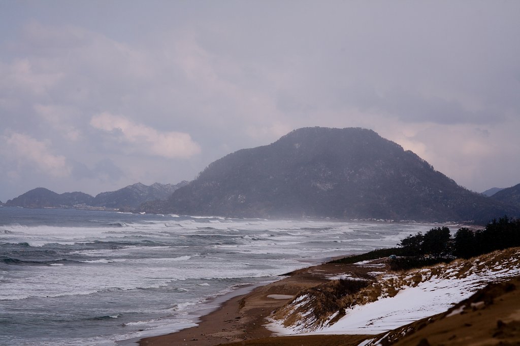 荒れた岩戸海岸!