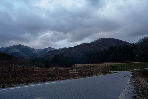 県境の山。