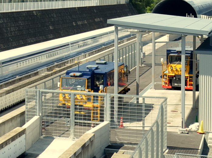 リニア保線車両