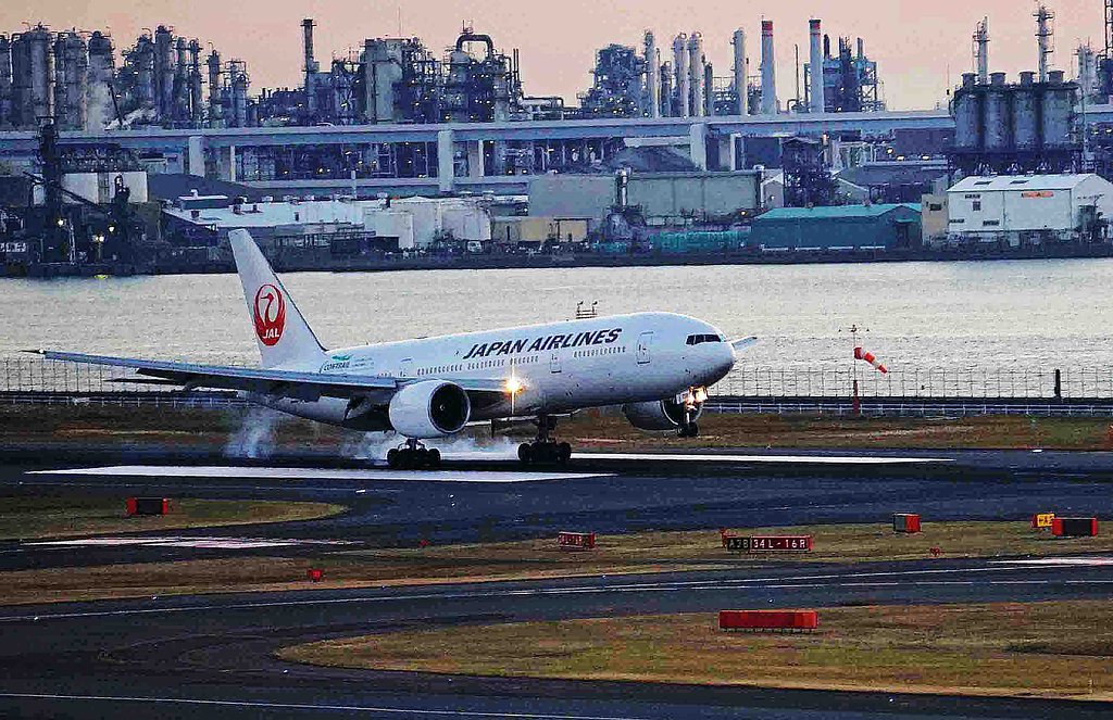 ＪＡＬ着地