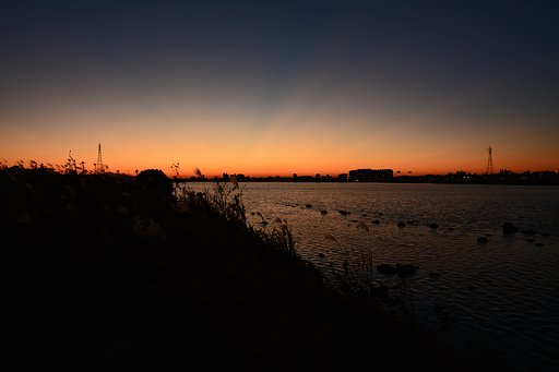 光芒の夜明け