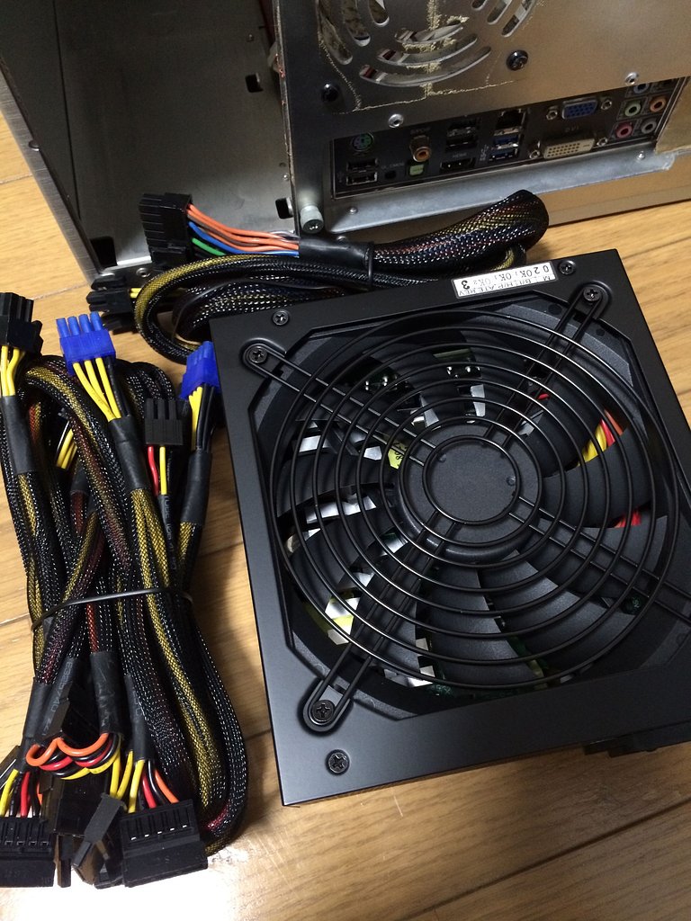 サーバ不調につき電源交換