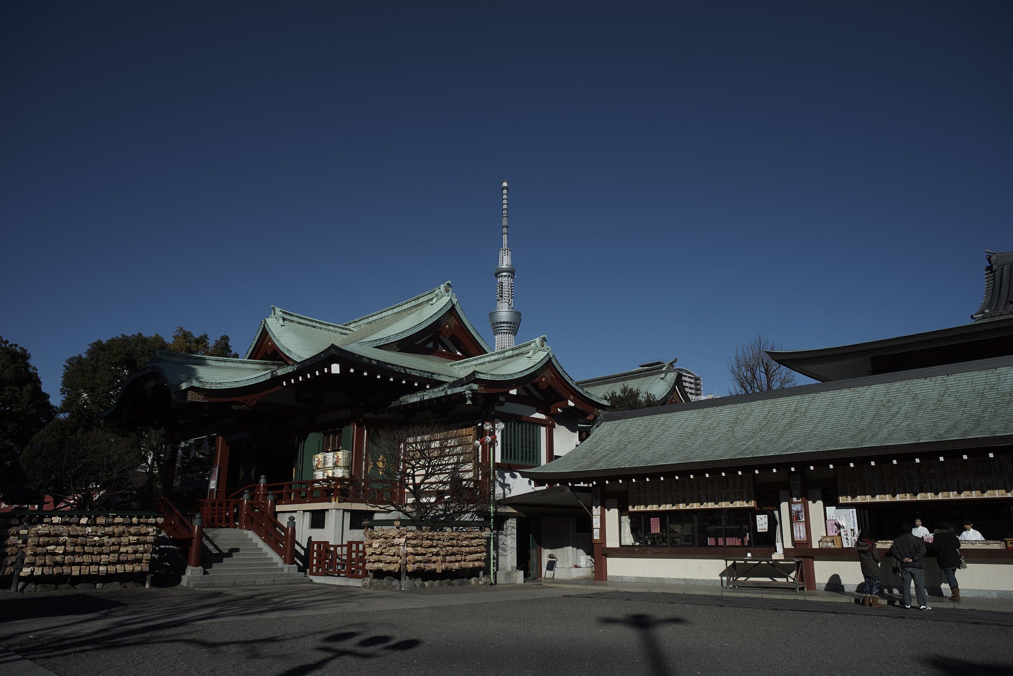 Distagon 2.8/25