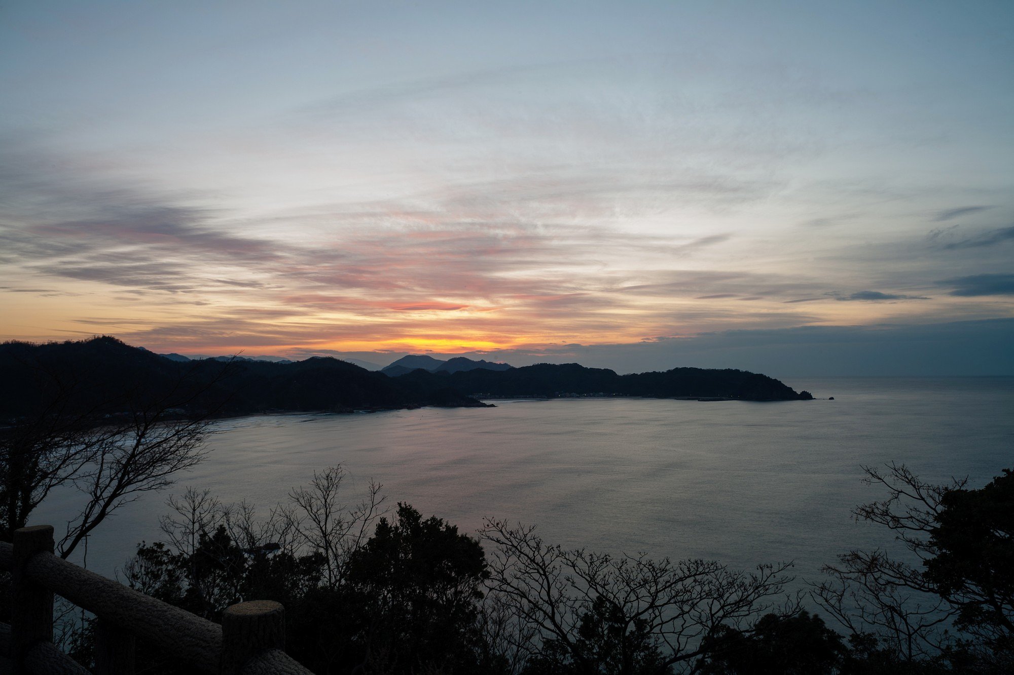 日没前の夕焼け。