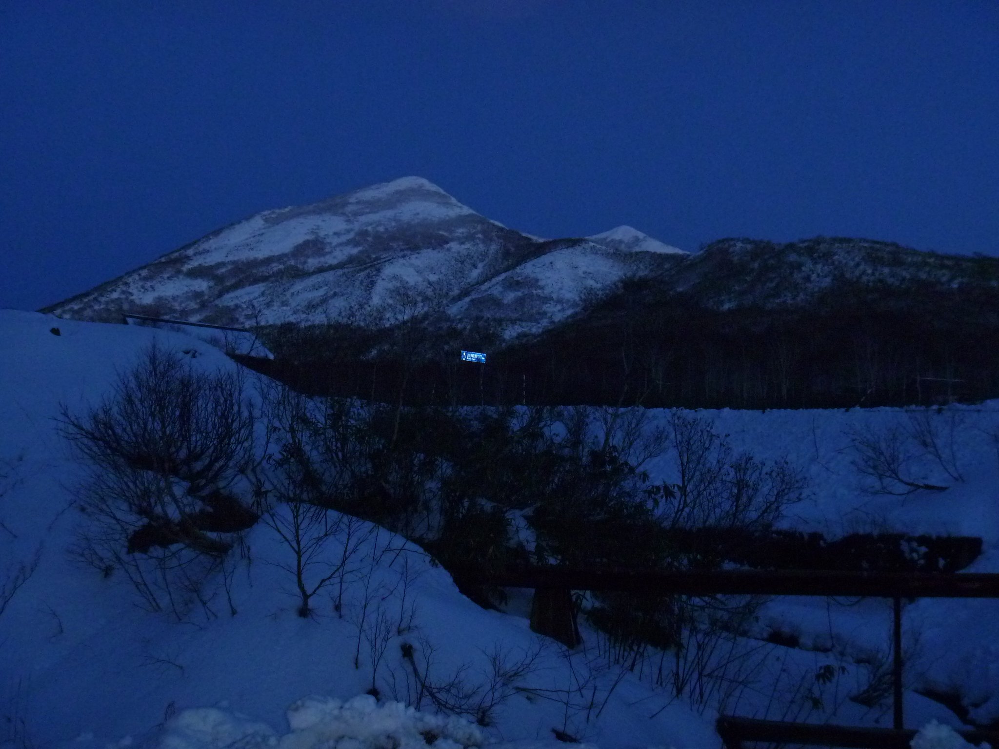 夕方の山