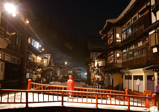 雪の銀山温泉