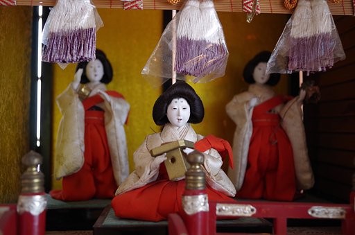 三人官女