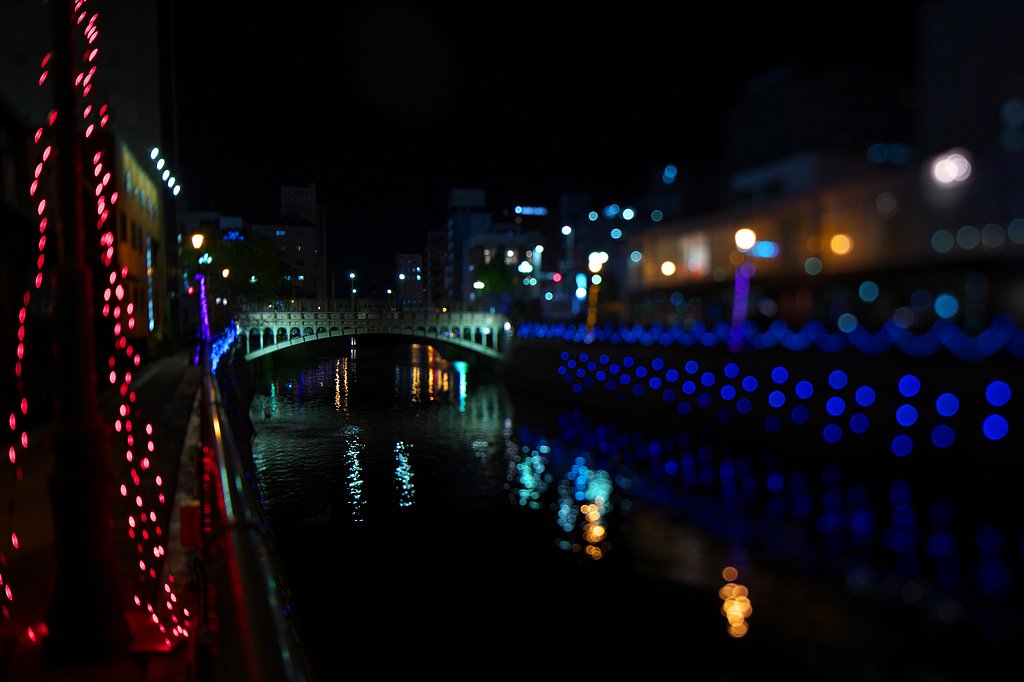 夜景の納屋橋
