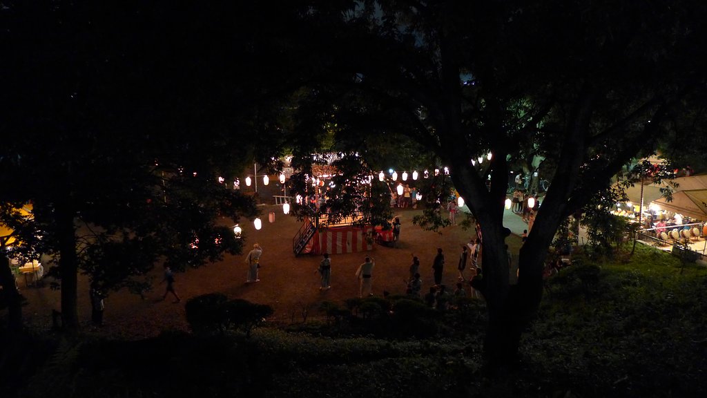 公園の夏祭り