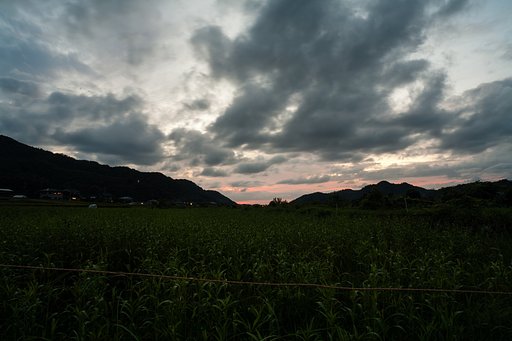 日没後に少し夕焼け・・。