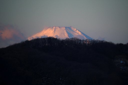 富士色付く