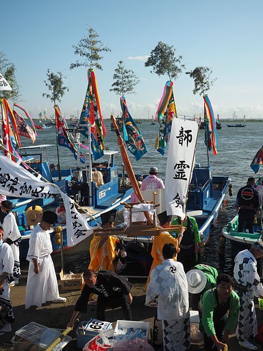 神と共に