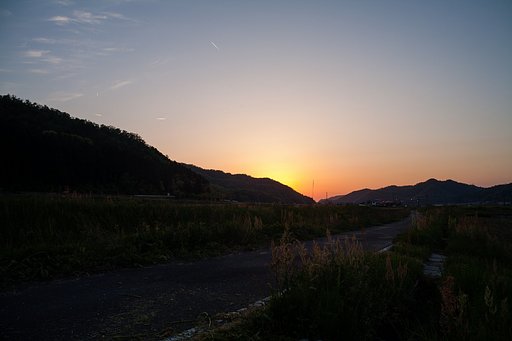 美しい夕焼けに。