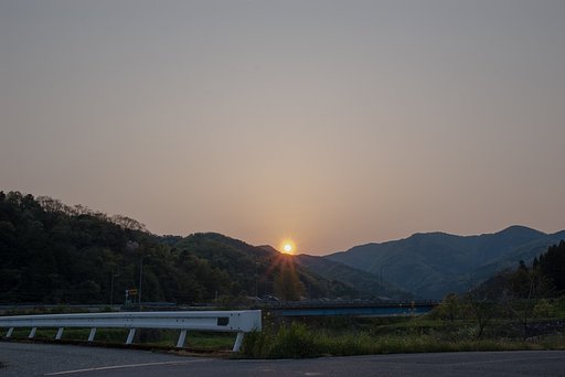 モヤットした朝日の出。