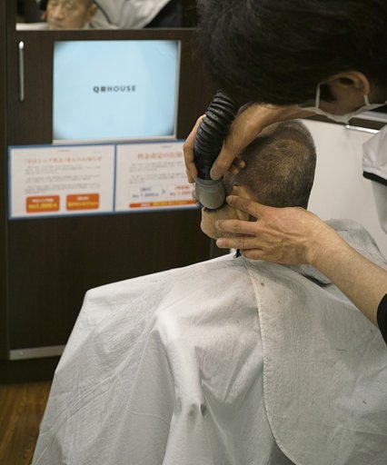 【はるの予感】散髪して男前